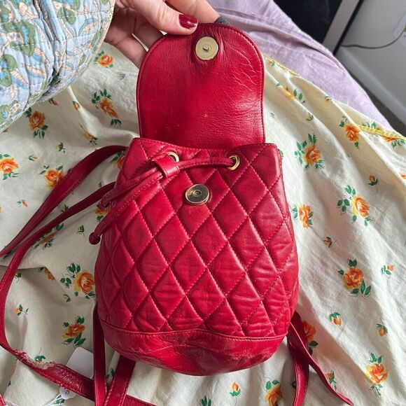 VTG 80s Ann Taylor Red Quilted Leather Mini Backpack Bag main image 12